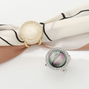 Perles Broches Attache Foulard De Soie Simple Crystal Broches Châle Anneau Hijab Clip Foulards Boucle De Mariage De Noël Accessoires